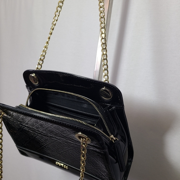Black guess handbag - Picture 3 of 5